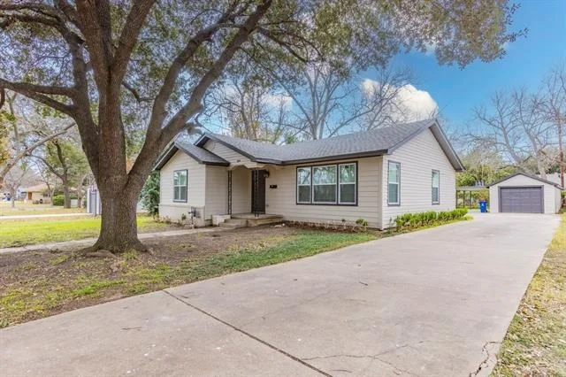 Photo of 804 N 43rd Street