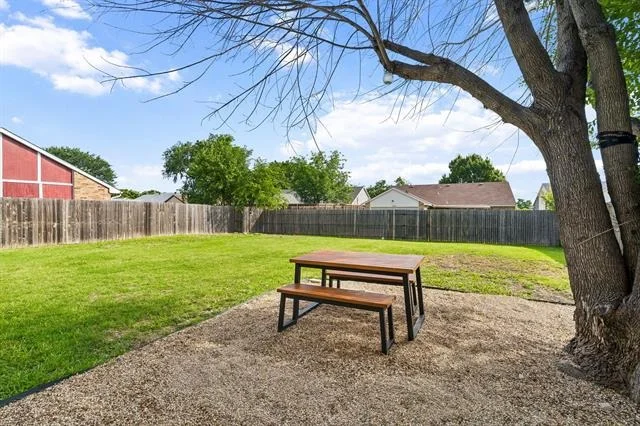 Photo of 5633 Powers Street