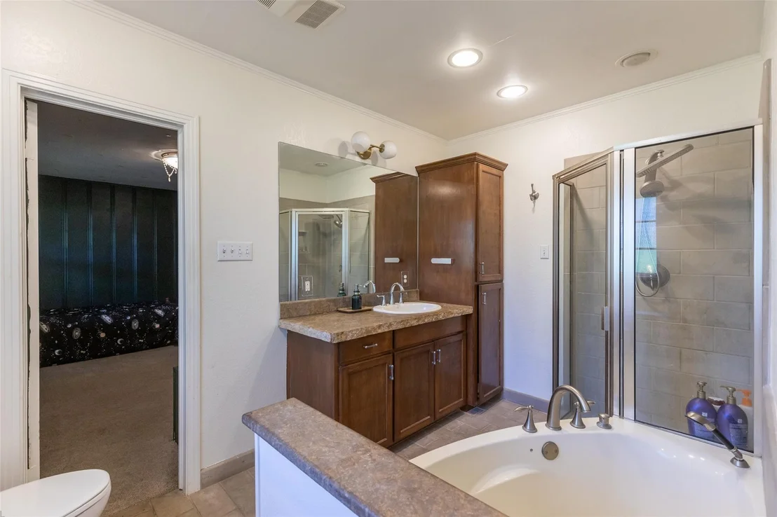 Photo of 3765 Woodridge Drive
