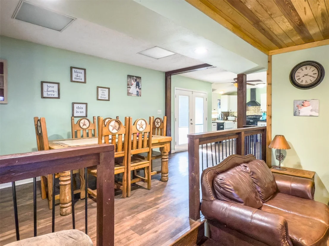 Photo of 8090 County Road 4528