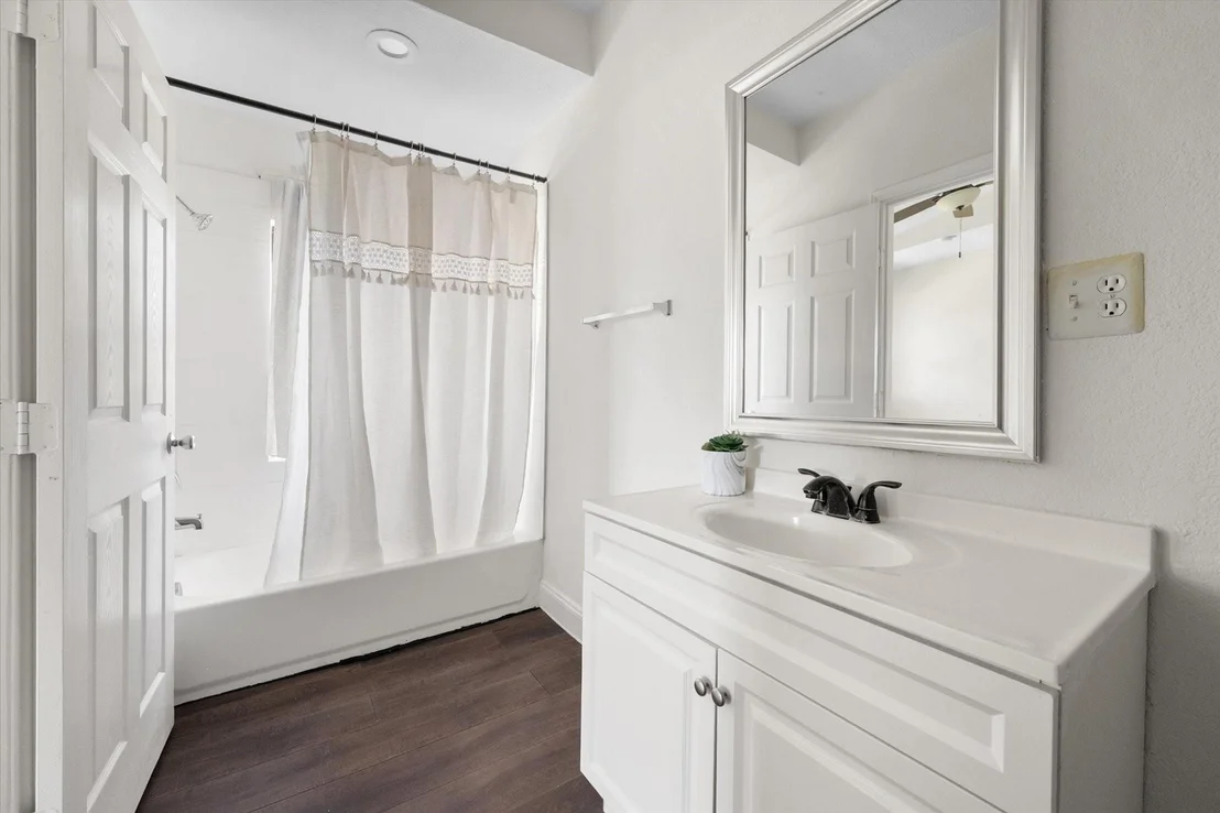 Photo of 508 Lois Circle