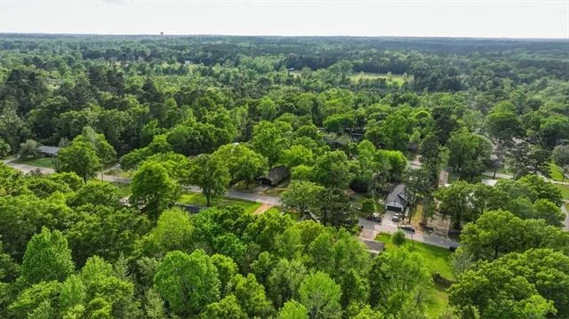 Photo of 10203 Crestview Drive