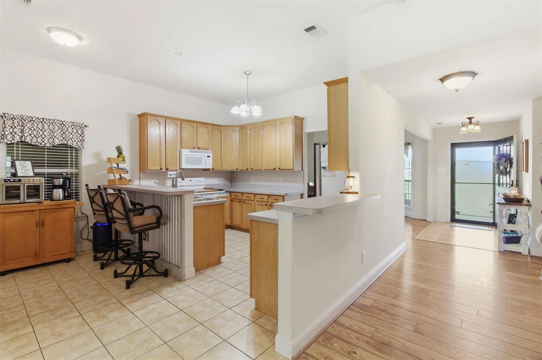 Photo of 2725 County Road 494