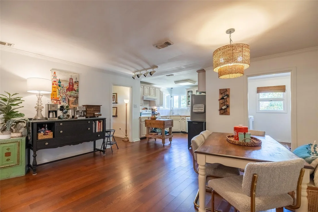Photo of 1801 Sylvan Drive