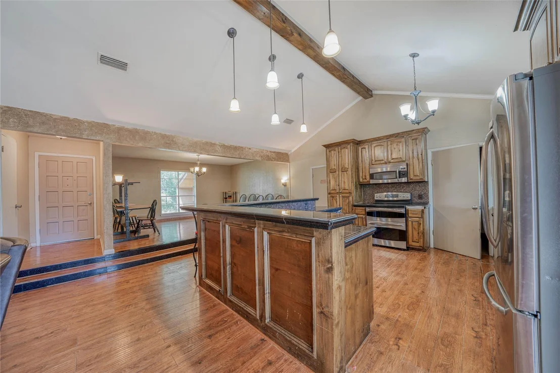 Photo of 1006 Rikkity Lane