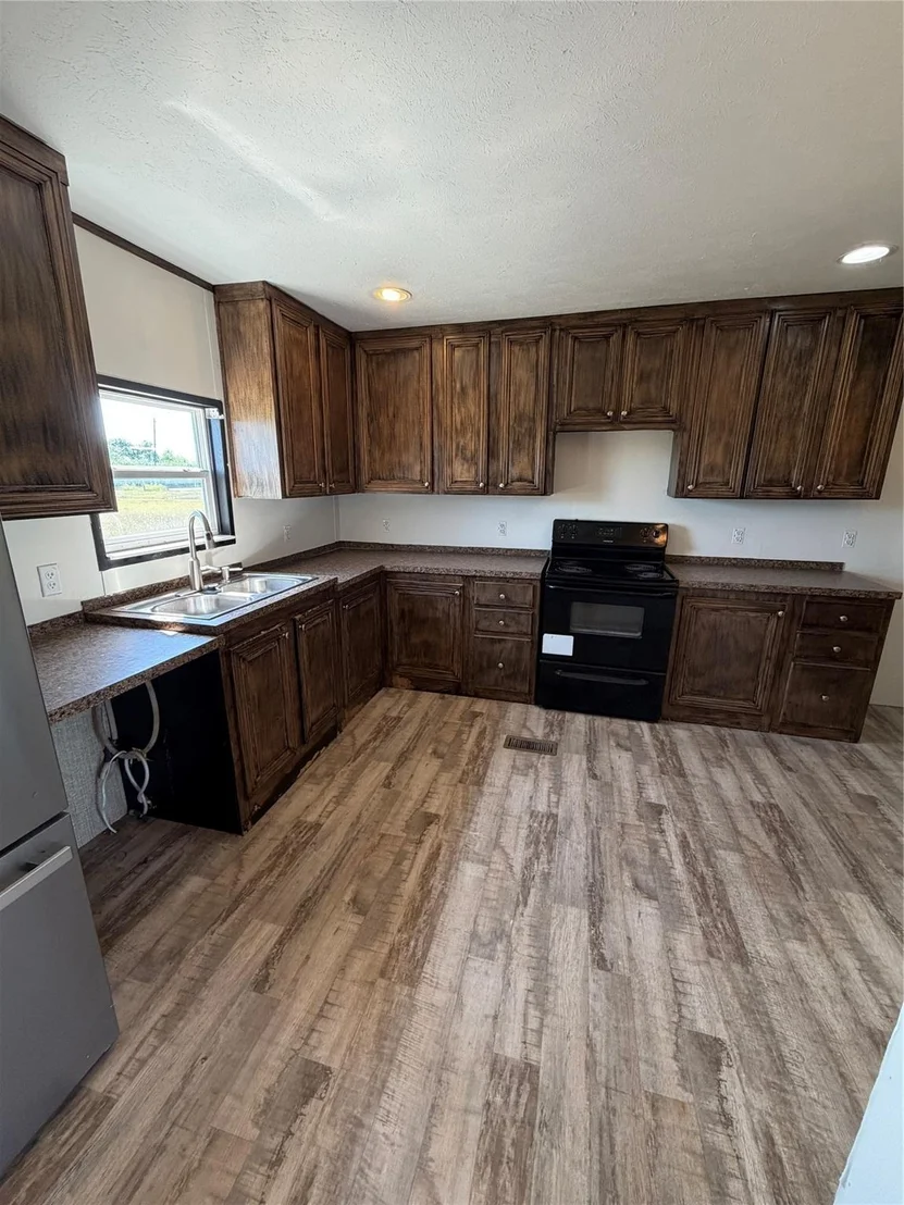 Photo of 408 County Road 4415