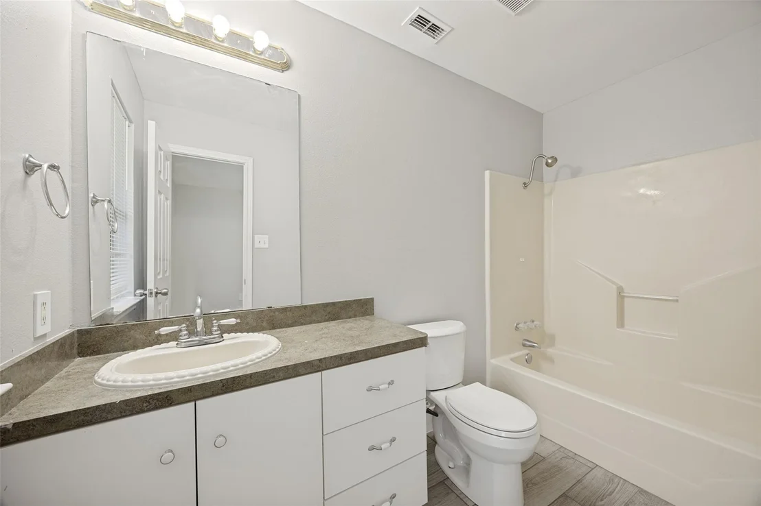 Photo of 1009 Enlow Circle