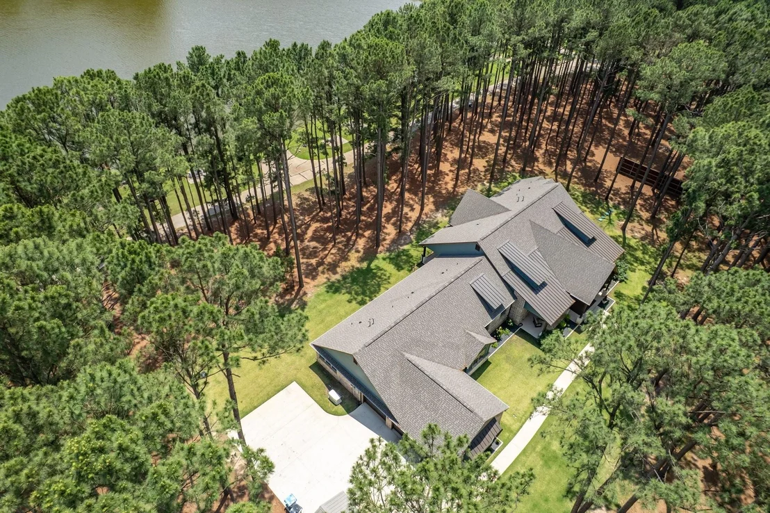 Photo of 8595 Toler Pointe
