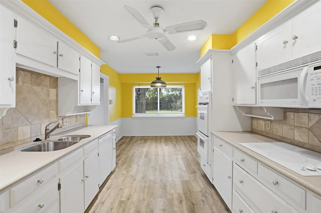 Photo of 4328 Winding Way