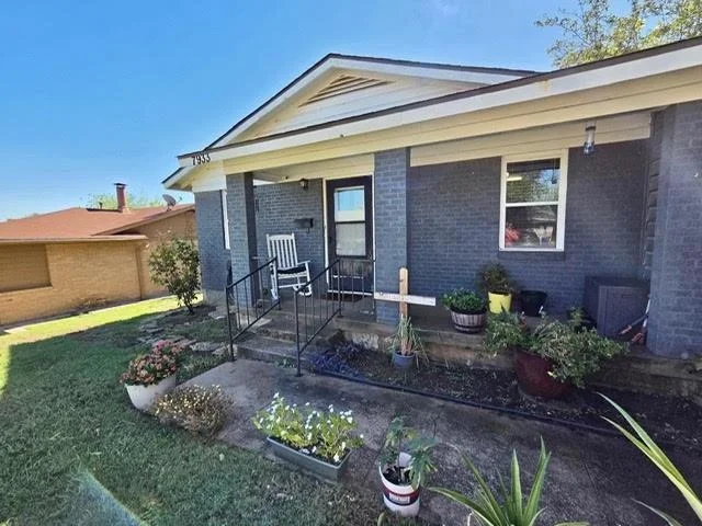 Photo of 7933 Tumbleweed Trail