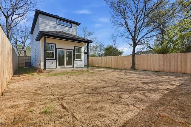 Photo of 4215 Carpenter Avenue