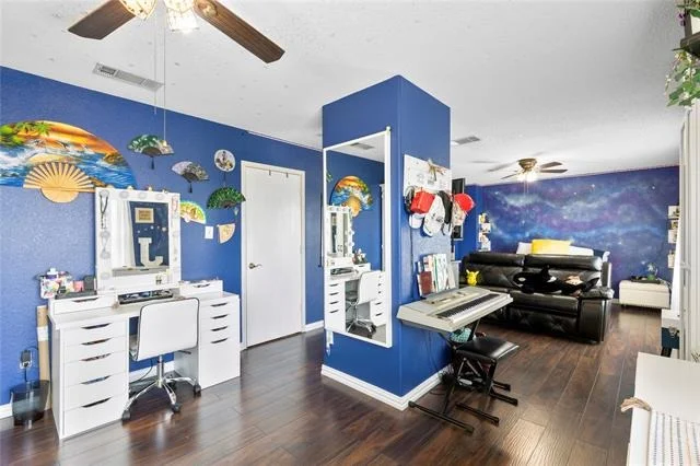 Photo of 1403 Buckingham Drive