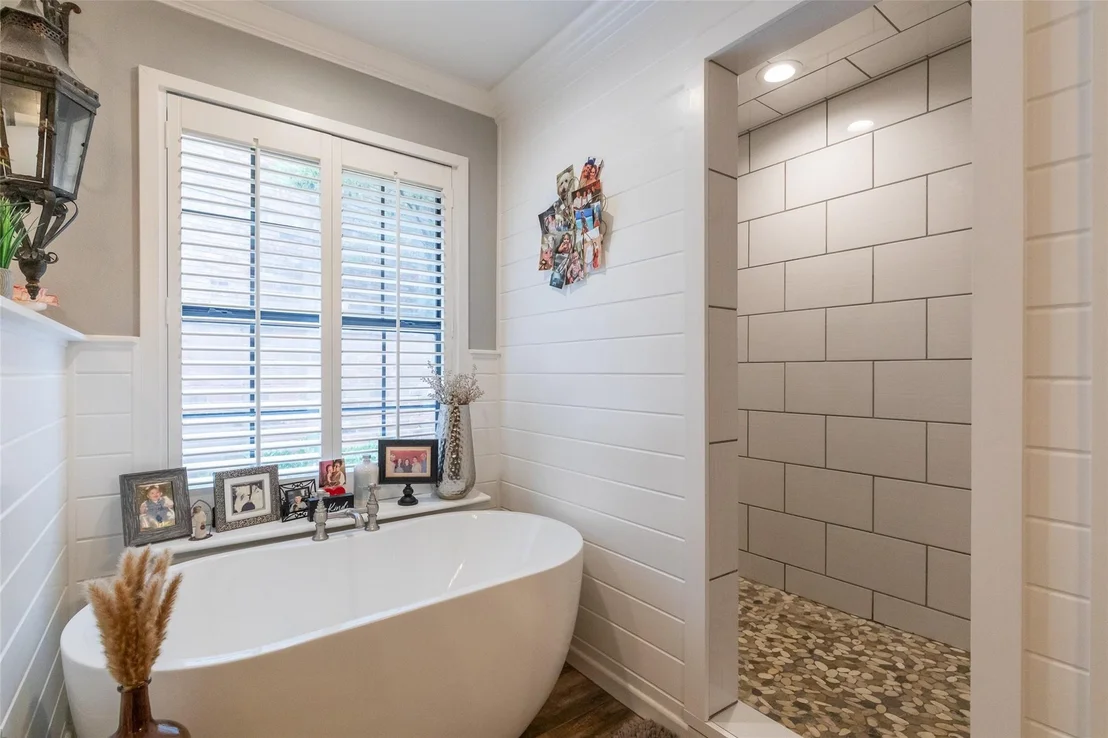 Photo of 23 Lytle Place Drive