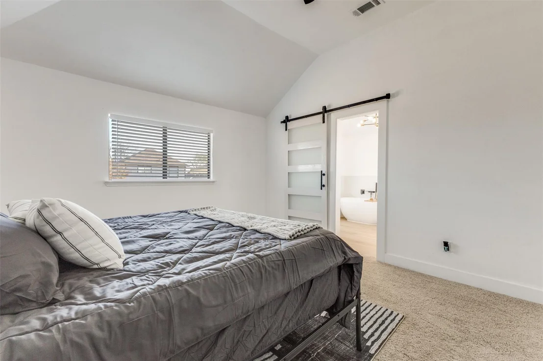 Photo of 1719 Doubletree Place