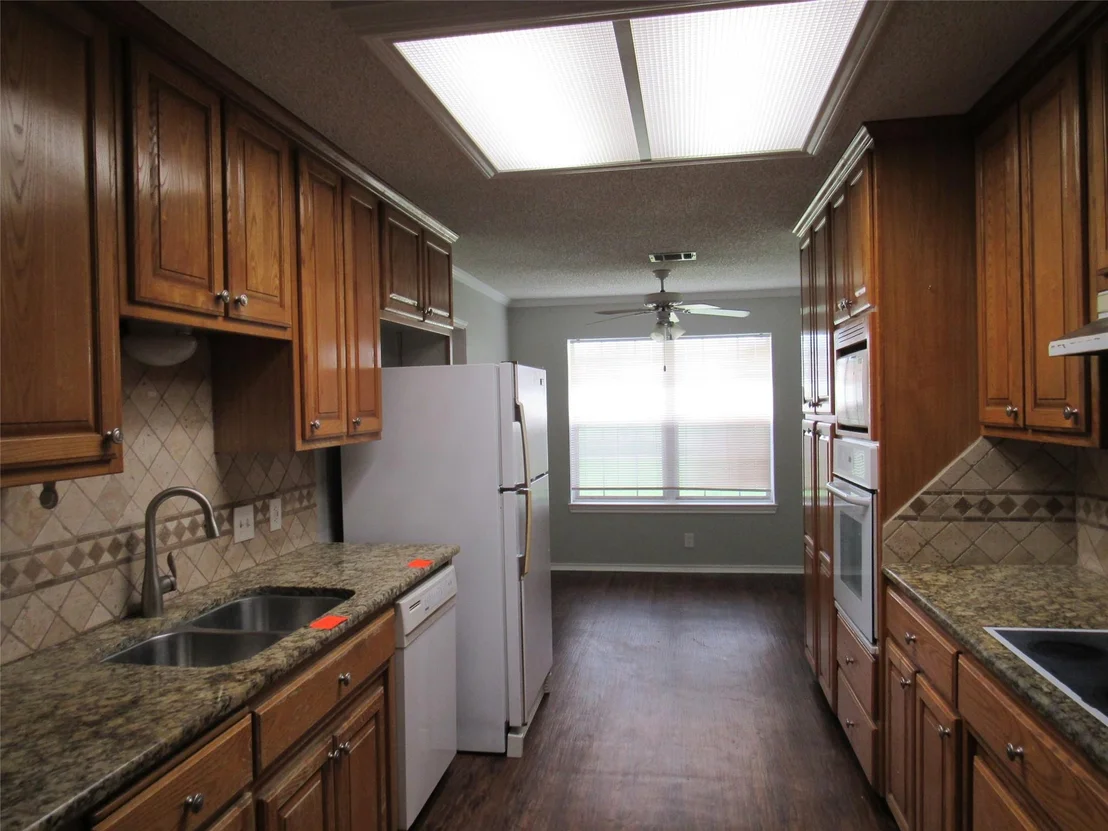 Photo of 710 N Old Robinson Road