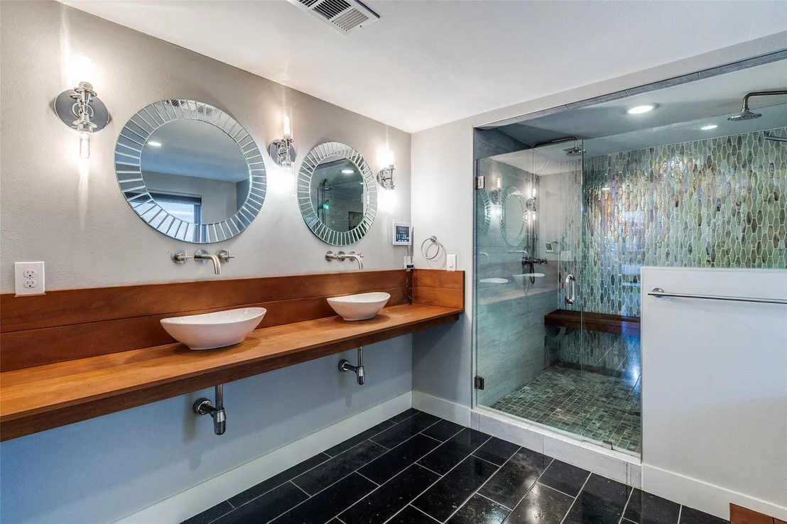 Photo of 5323 Denton Drive