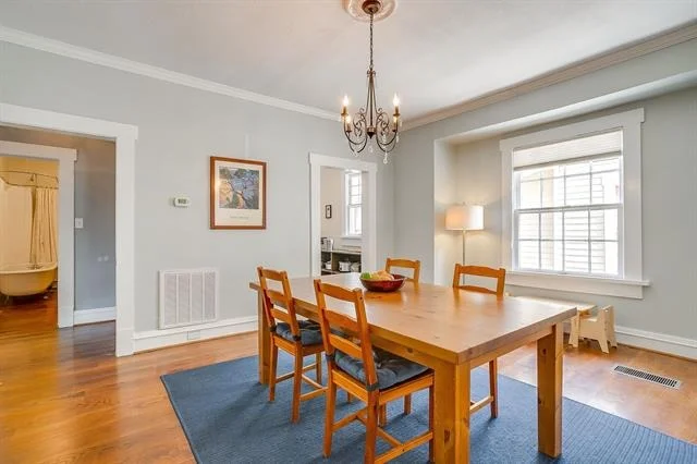 Photo of 2012 Fairmount Avenue