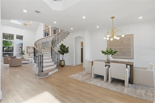 Photo of 8125 Sutherland Lane