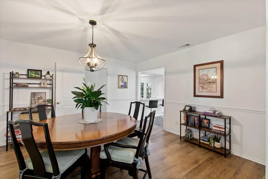 Photo of 803 Firestone Lane