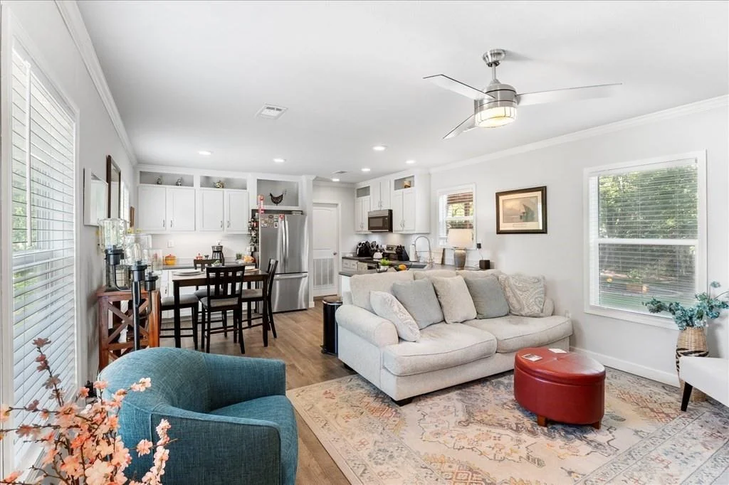 Photo of 1034 Pleasant Drive