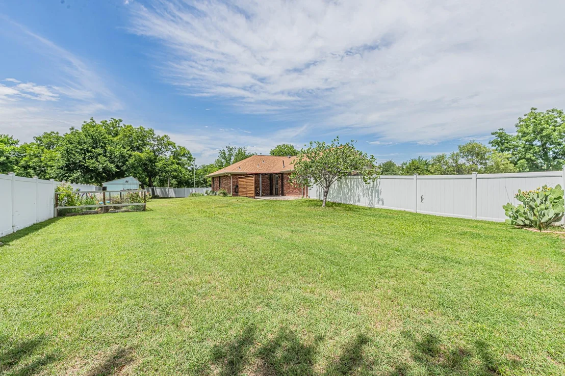 Photo of 204 S Spring Branch Trail