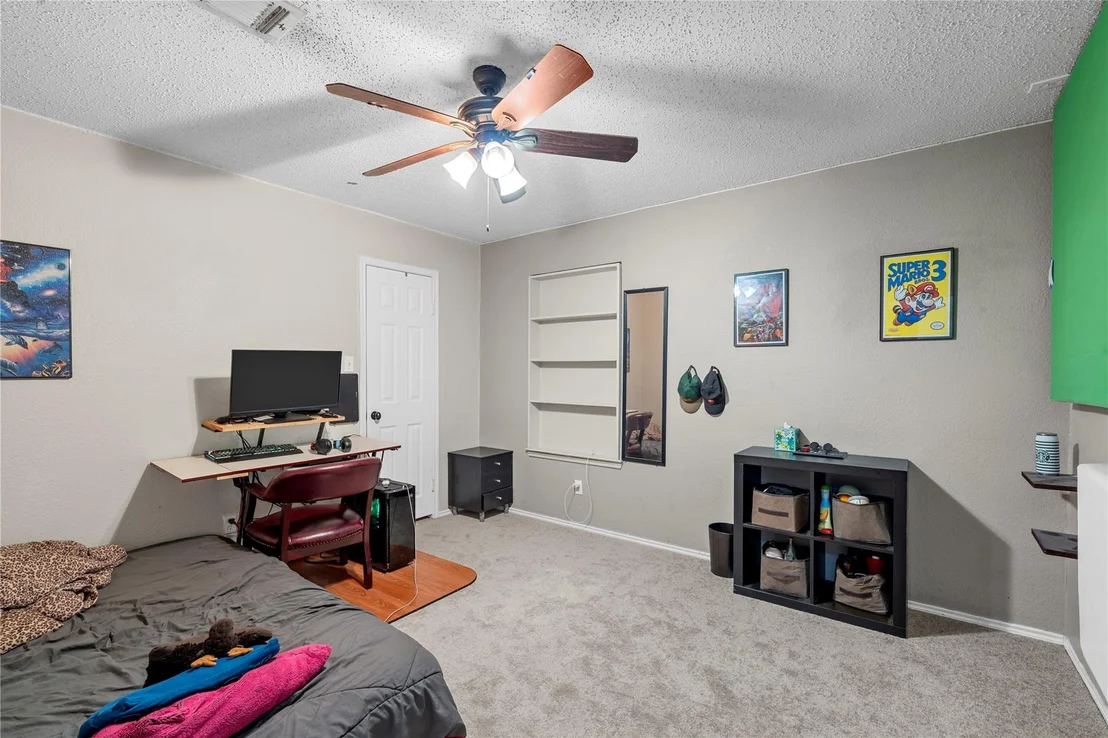 Photo of 5330 Leroy Parkway