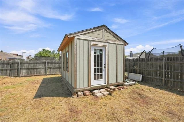 Photo of 749 Chanticleers Lane