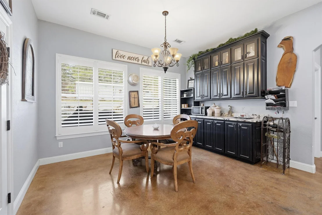 Photo of 847 Calloway Road