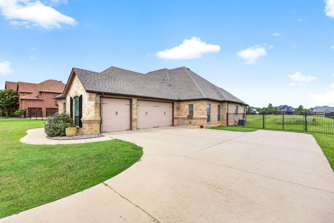 Photo of 7233 Granville Drive