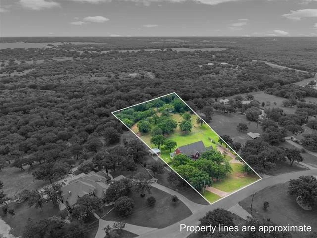 Photo of 290 Bolton Circle