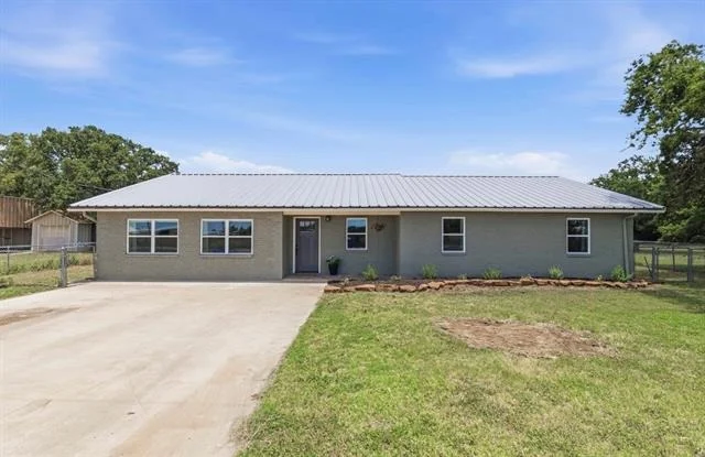 Photo of 3650 County Road 592