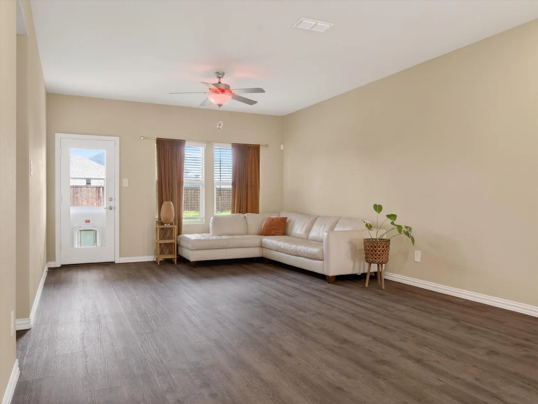 Photo of 4805 Ellison Drive
