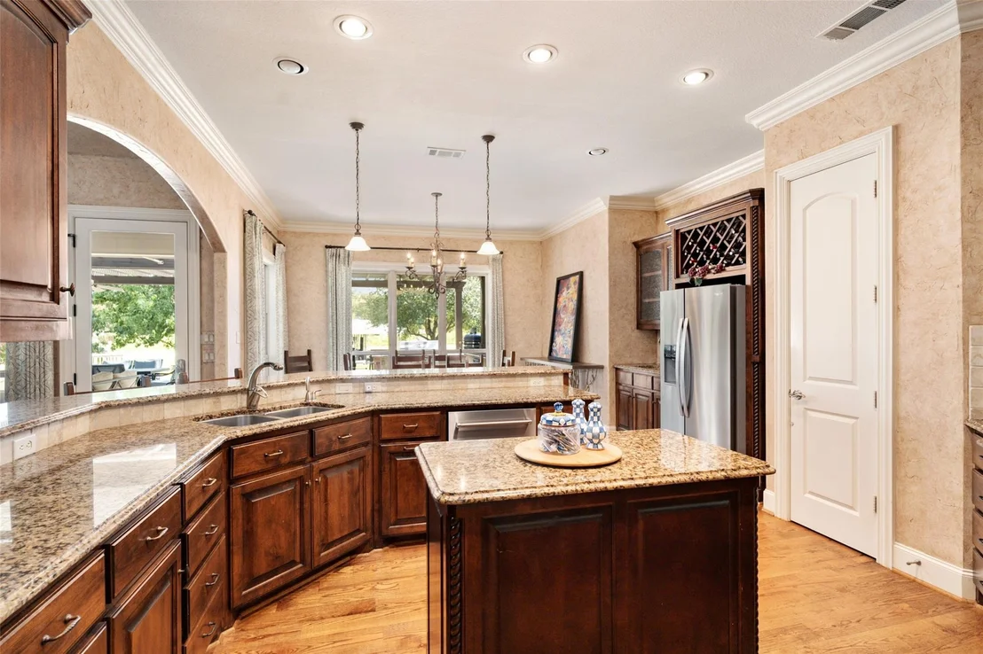 Photo of 229 Lakeside Drive