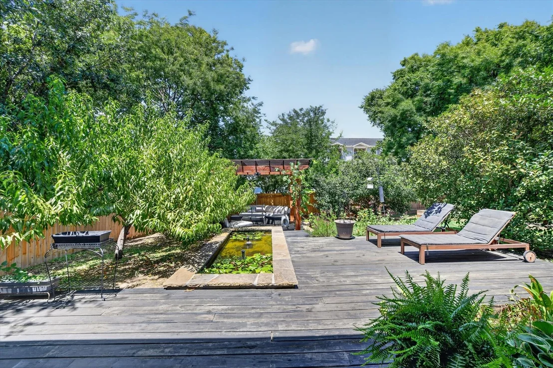 Photo of 759 Peach Lane