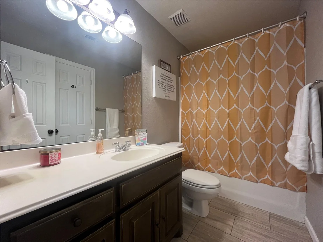 Photo of 106 Meadowlark Drive