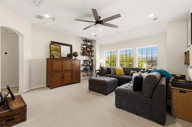 Photo of 404 Fairway Bluff Drive
