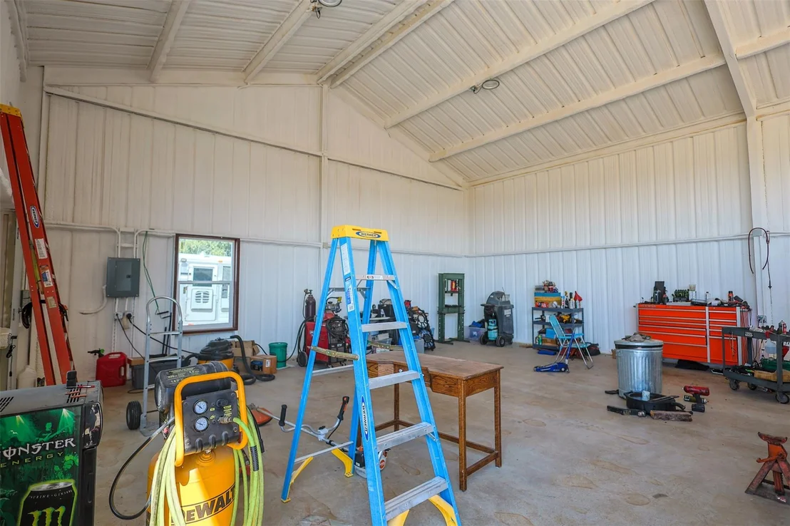 Photo of 1108 County Road 4360