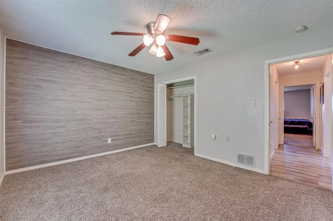 Photo of 903 Walnut Street