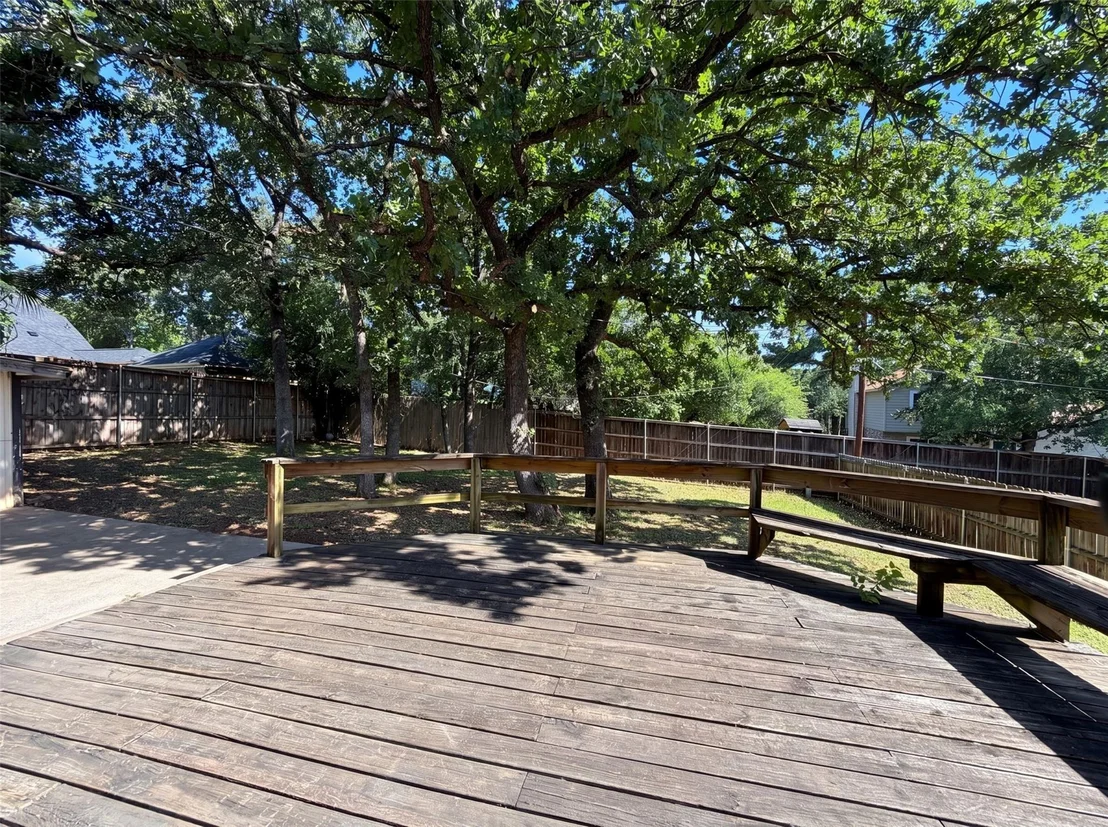 Photo of 3805 Brookfield Drive