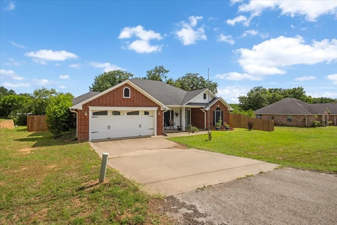 Photo of 809 Jack Drive