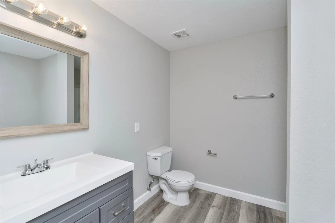 Photo of 829 Santa Rosa Drive