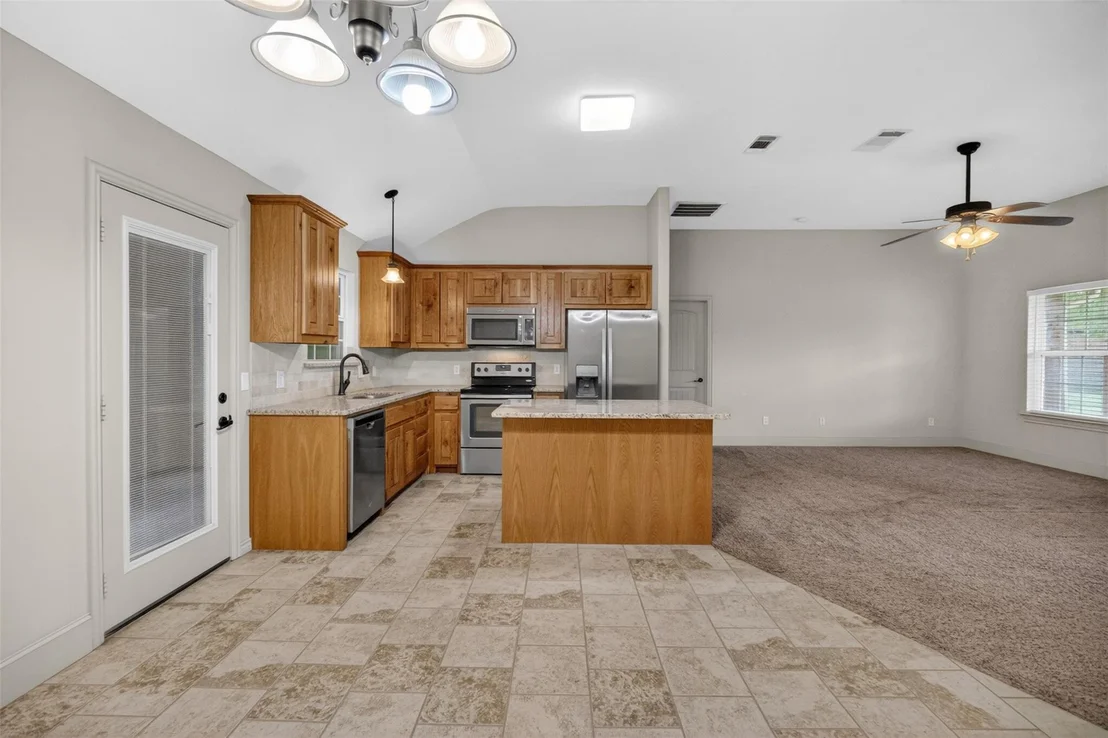 Photo of 505 E 5th Street