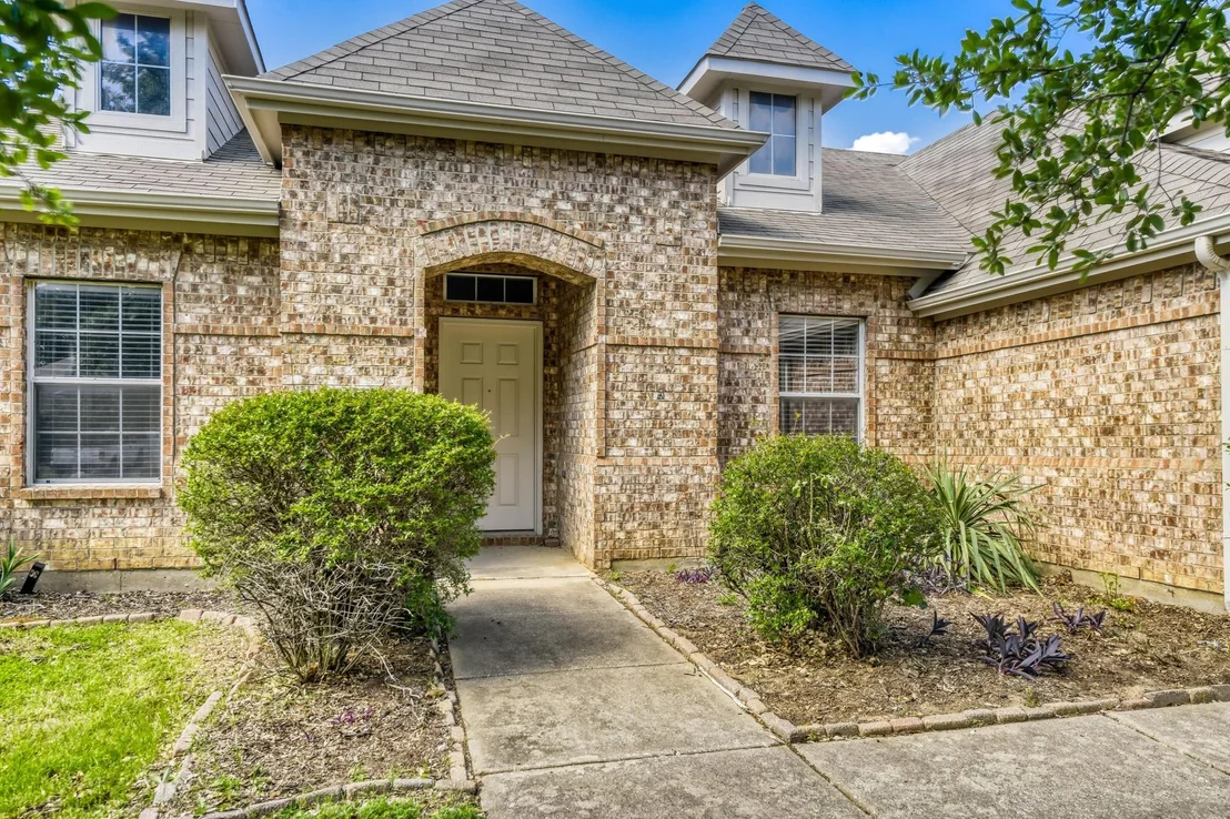 Photo of 2617 Hereford Road