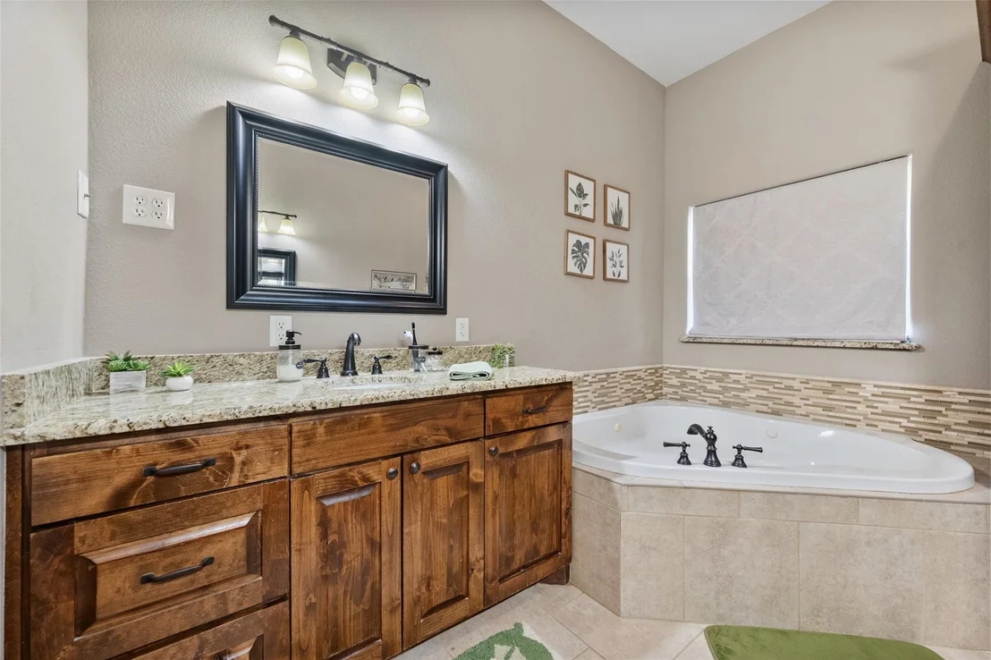 Photo of 606 Sunset Point