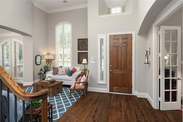 Photo of 901 Crestmoor Drive