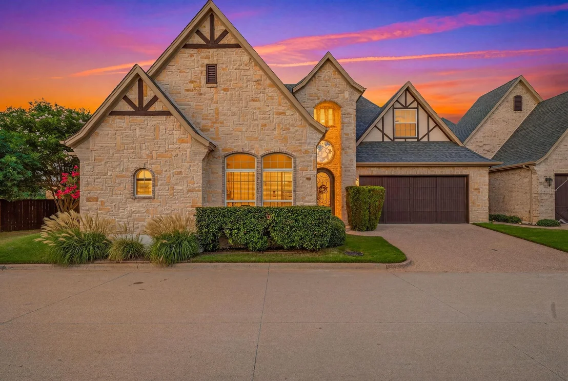 Photo of 2414 Vineyard Drive