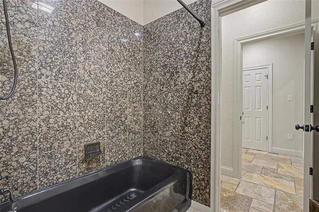 Photo of 6815 Hardwick Road