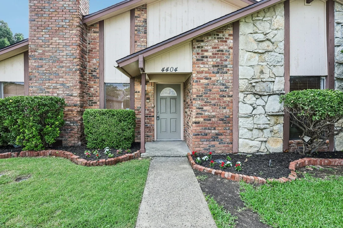 Photo of 4404 Cleveland Drive