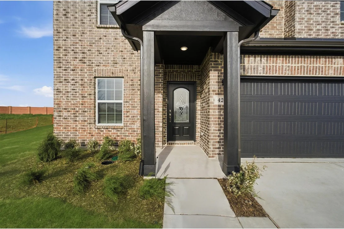 Photo of 424 Bronco Drive