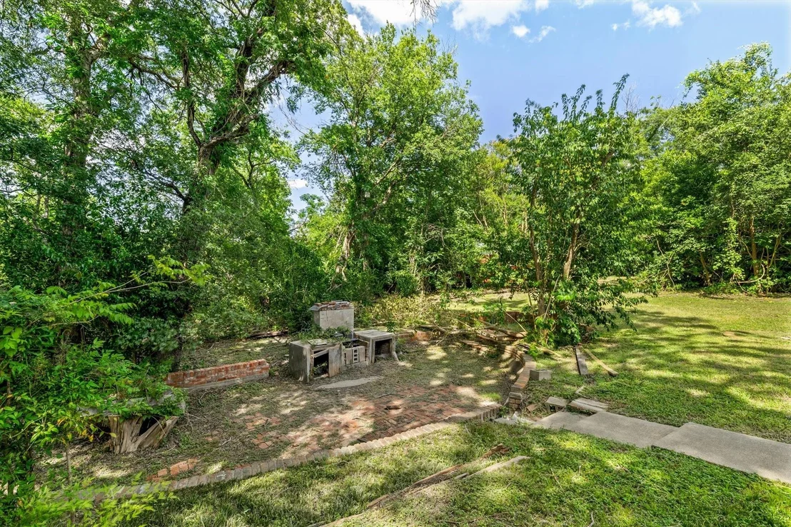 Photo of 421 Rice Avenue